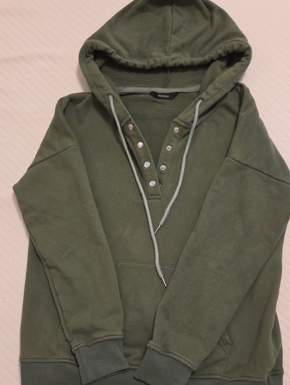 Dokotoo Olive Pullover Hoodie Like New